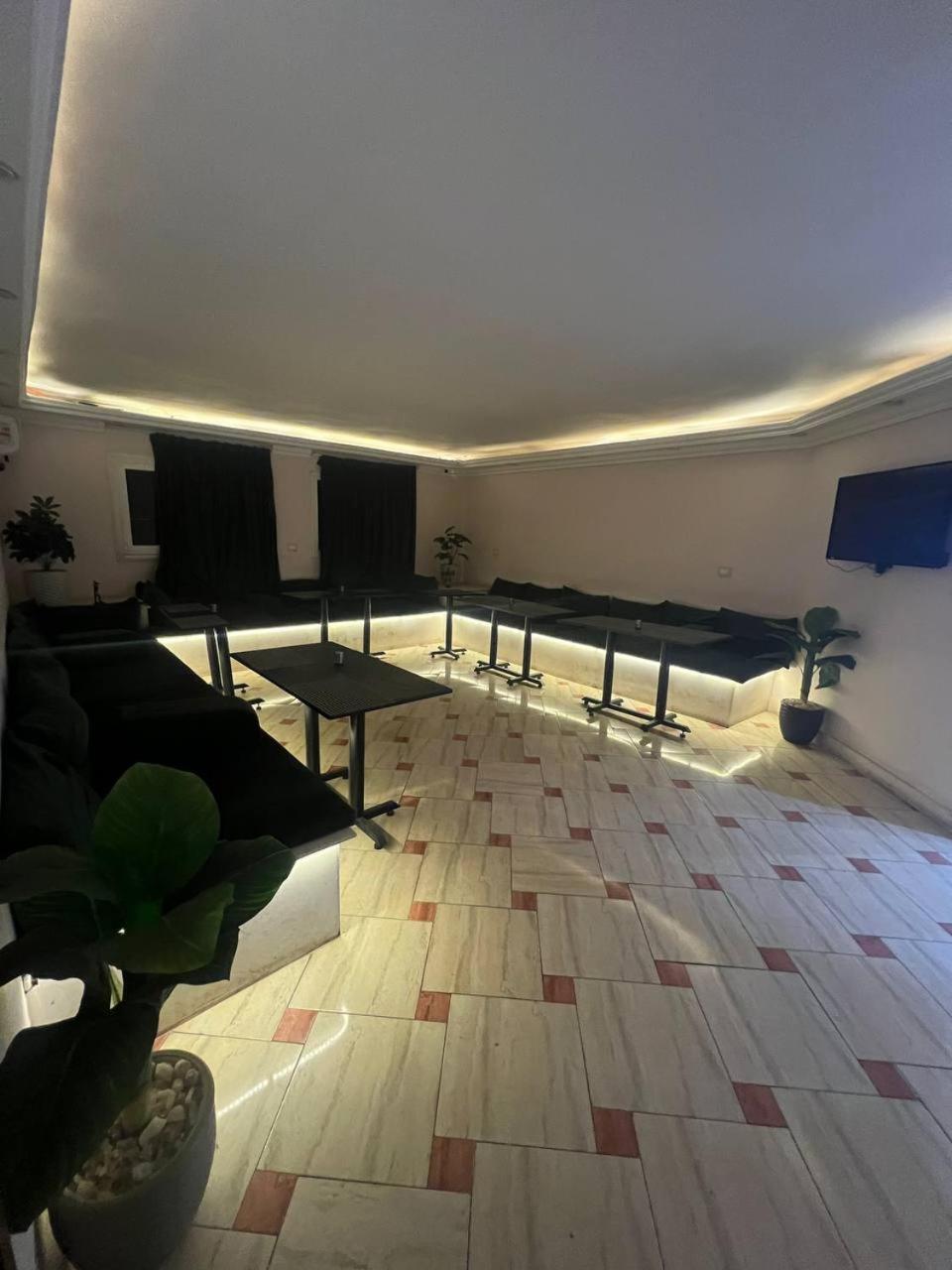 Aziz Egypt Pyramids View Hotel Kafrat al Jabal Ngoại thất bức ảnh